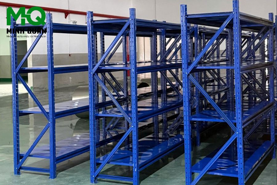 Kệ Trung Tải 600kg: Kết Cấu Chắc Chắn, Tối Ưu Diện Tích Kho