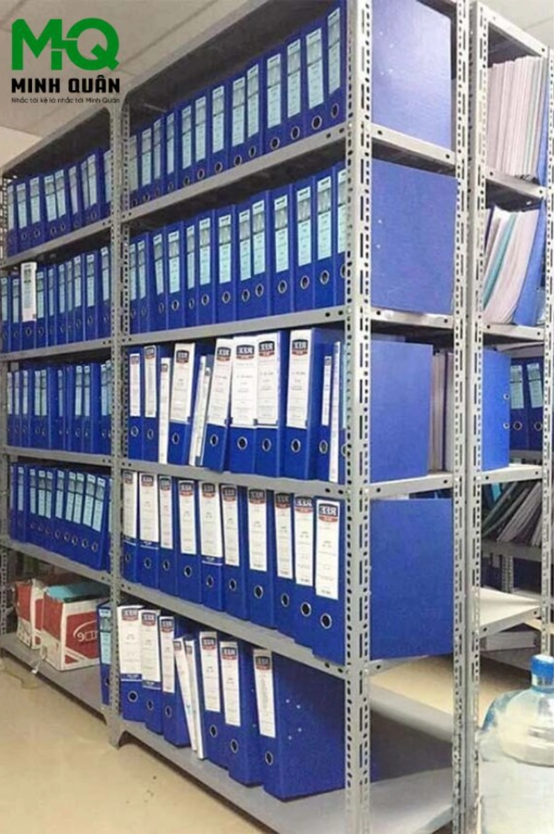Ưu điểm nổi bật của sắt V lỗ tại Giá Kệ Minh Quân