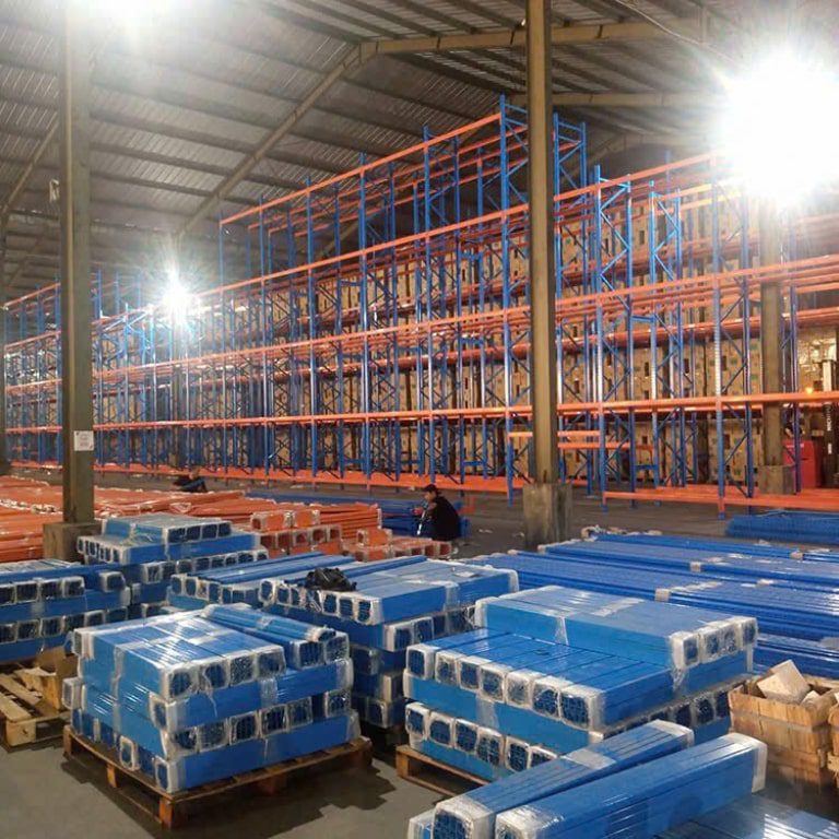 kệ kho chứa pallet selective drive-in