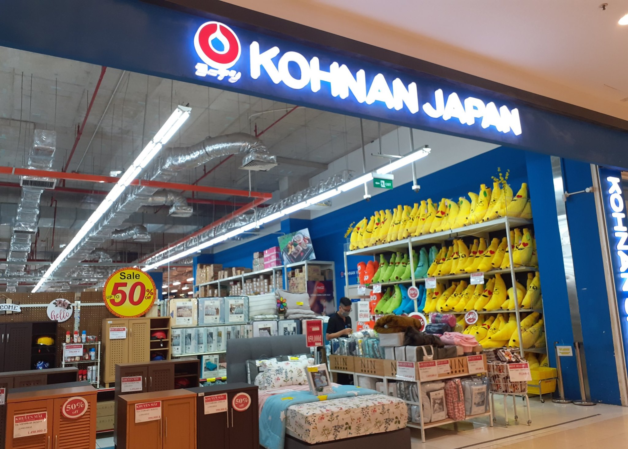 Lắp đặt kệ siêu thị tại Kohnan Japan Biên Hòa