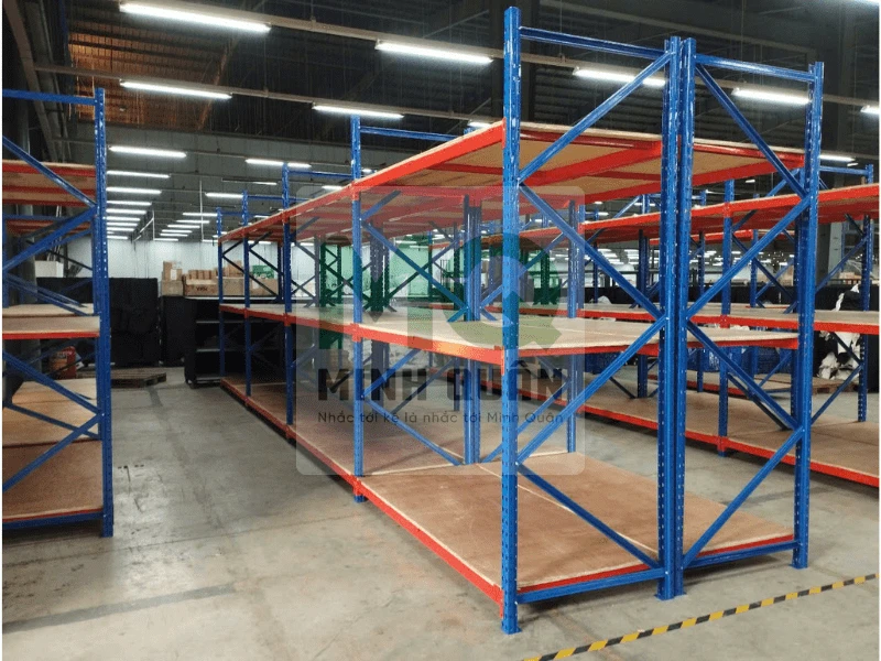 Tối ưu hóa không gian nhà kho Chính sách bảo hành và giao nhận hàng tại Giá kệ Minh Quân