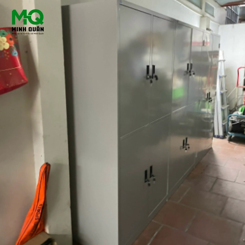 Tủ sắt 4 cánh mở