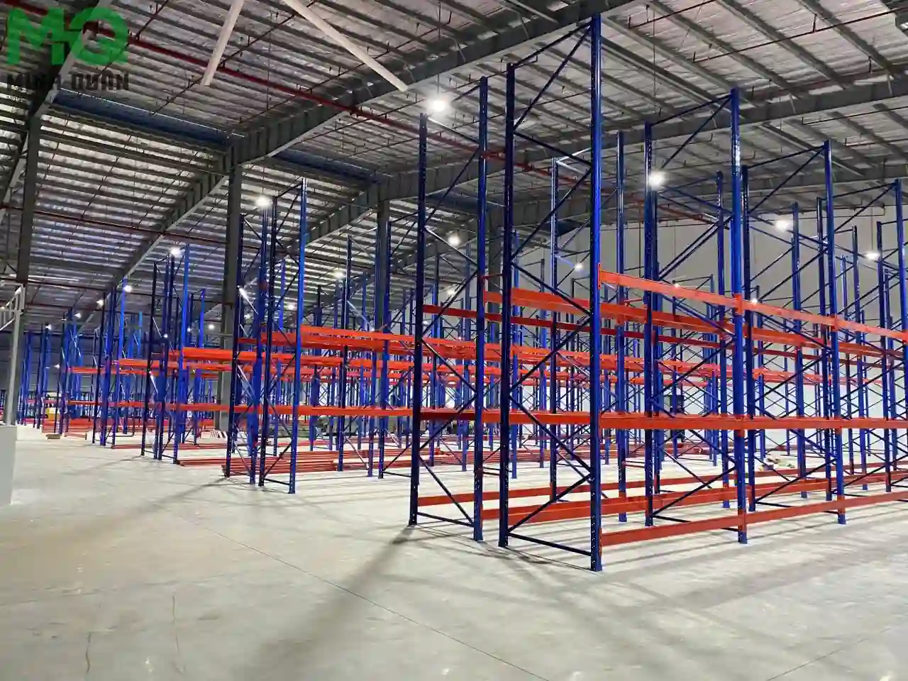 ការប្រគល់ racking pallet