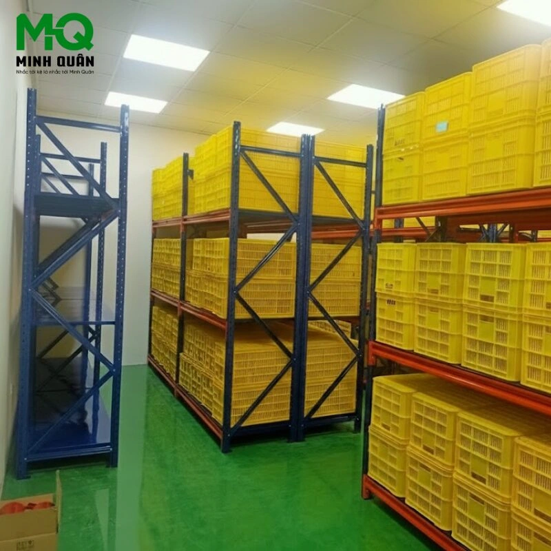 kinh nghiệm mua kệ trung tải