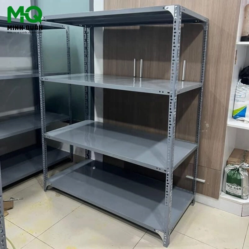 kệ sắt v lỗ 4 tầng
