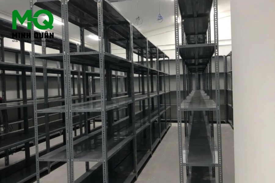 Kệ Sắt V Lỗ Tại Cần Thơ: Đa Dạng Kích Thước, Sản Xuất Theo Yêu Cầu 
