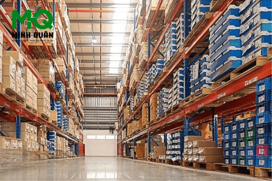 Cách Chọn Loại Kệ Tải Nặng Hay Trung Tải Chuẩn Kỹ Thuật Cho Kho Hàng