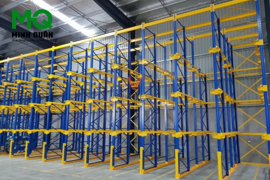 Các Loại Kệ Kho Hàng Phổ Biến Hiện Nay: Phân Loại & Ứng Dụng