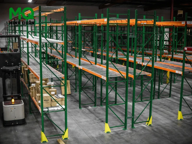 chọn mua kệ kho hạng nặng chọn mua kệ kho hạng nặng