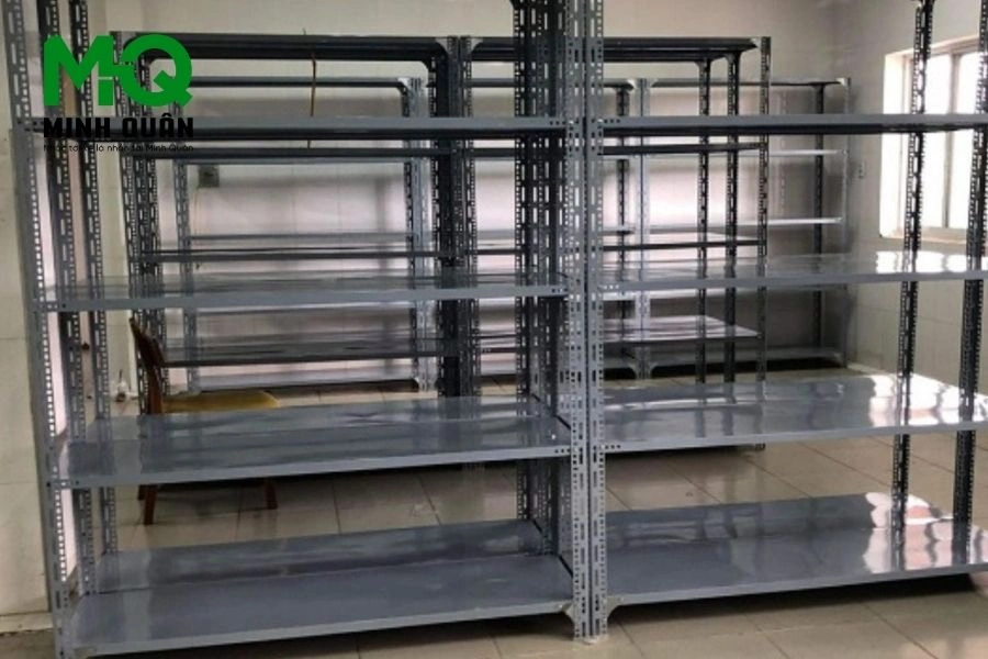 Kệ Sắt V Lỗ HCM Giá Rẻ: Đa Dạng Kích Thước, Sản Xuất Theo Yêu Cầu 