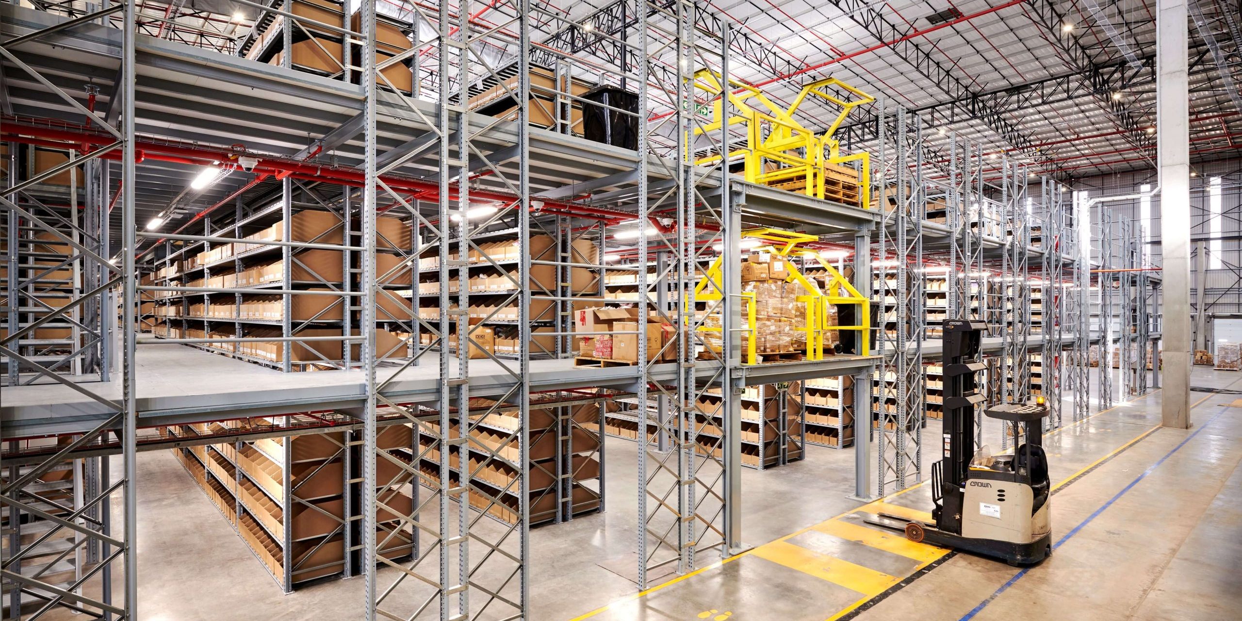 Kệ kho hàng công nghiệp nặng: giải pháp tối ưu, an toàn và tiết kiệm
